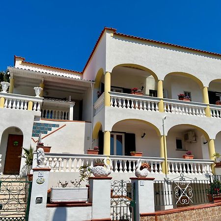 Апартаменти Casa D'Ambra Forio  Екстер'єр фото